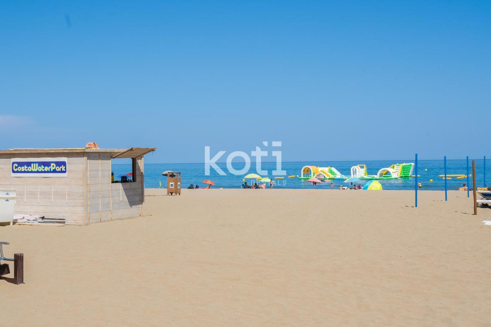 Koti - Trinidad * Fuengirola